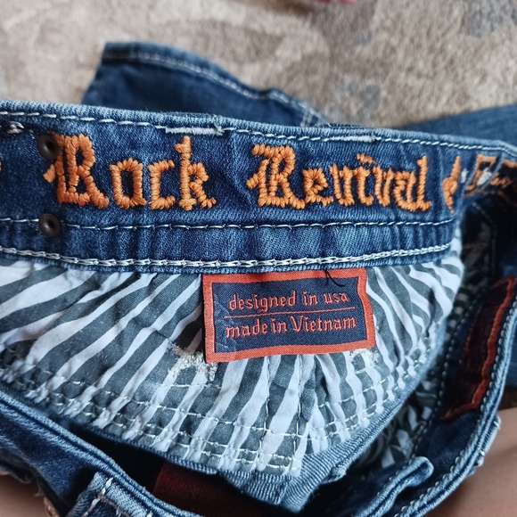 Rock Revival Women's Jeans Low Rise Sz. 26x29 Straight Y2K Studded Embroidery - Picture 12 of 14